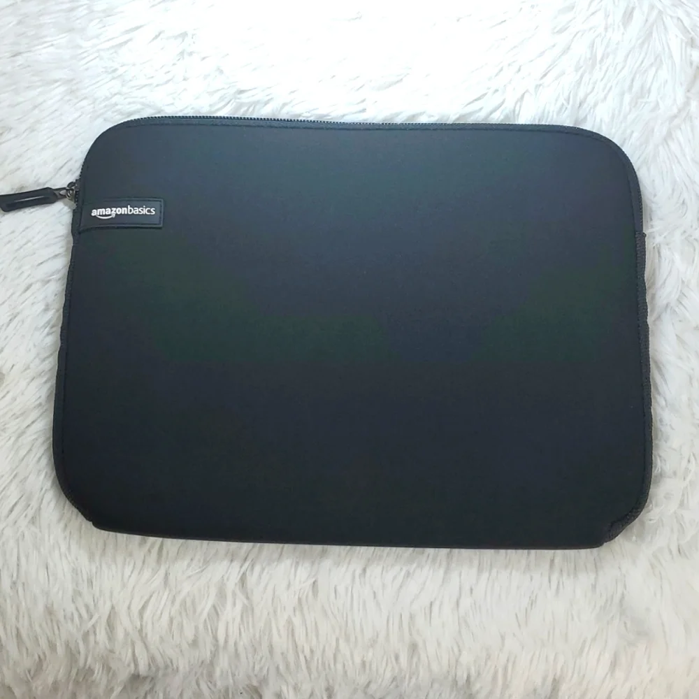 Amazon Basics Electronic Pouch